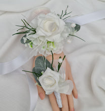 Load image into Gallery viewer, Green &amp; white corsage &amp; buttonhole set Style 4 - School formal, prom, graduation, wedding
