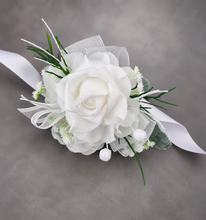 Load image into Gallery viewer, Green &amp; white corsage &amp; buttonhole set Style 4 - School formal, prom, graduation, wedding
