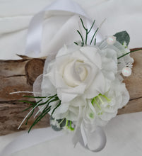 Load image into Gallery viewer, Green &amp; white corsage &amp; buttonhole set Style 4 - School formal, prom, graduation, wedding
