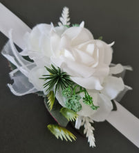 Load image into Gallery viewer, Green &amp; white corsage &amp; buttonhole set Style 5 - School formal, prom, graduation, wedding
