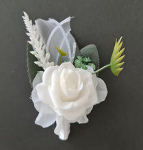 Load image into Gallery viewer, Green &amp; white corsage &amp; buttonhole set Style 5 - School formal, prom, graduation, wedding
