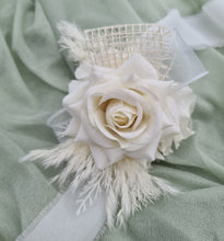 Load image into Gallery viewer, Off White Everlasting Flowers Corsage AB1167 - School formal, prom, graduation, wedding
