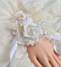 Load image into Gallery viewer, Off White Everlasting Flowers Corsage AB1169 - School formal, prom, graduation, wedding
