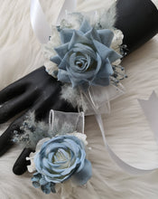 Load image into Gallery viewer, Blue &amp; white corsage &amp; buttonhole set AB1172 - School formal, prom, graduation, wedding
