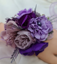 Load image into Gallery viewer, Purple violet corsage &amp; pocket flowers set AB1173 - School formal, prom, graduation, wedding
