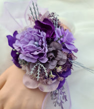 Load image into Gallery viewer, Purple violet corsage &amp; pocket flowers set AB1173 - School formal, prom, graduation, wedding
