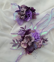 Load image into Gallery viewer, Purple violet corsage &amp; buttonhole set AB1175 - School formal, prom, graduation, wedding
