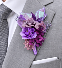 Load image into Gallery viewer, Purple violet corsage &amp; buttonhole set AB1175 - School formal, prom, graduation, wedding
