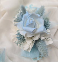 Load image into Gallery viewer, White &amp; baby blue corsage &amp; buttonhole set AB1178 - School formal, prom, graduation, wedding
