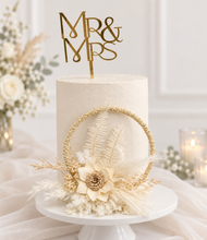 Load image into Gallery viewer, Handcrafted Neutral &amp; white preserved flowers boho hoop / cake topper – 6inch
