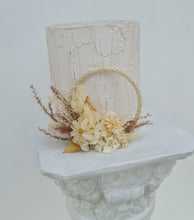 Load image into Gallery viewer, Handcrafted boho daisy flowers hoop / cake topper – 5inch
