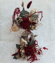 Load image into Gallery viewer, Champagne gold &amp; burgundy floral cake topper - Wedding, engagement, Anniversary
