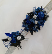 Load image into Gallery viewer, Preserved flowers corsage &amp; buttonhole black, blue &amp; silver AB2007  - School formal / wedding
