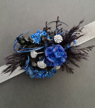 Load image into Gallery viewer, Preserved flowers corsage &amp; buttonhole black, blue &amp; silver AB2009&nbsp; - School formal / wedding

