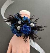 Load image into Gallery viewer, Preserved flowers corsage &amp; buttonhole black, blue &amp; silver AB2009&nbsp; - School formal / wedding
