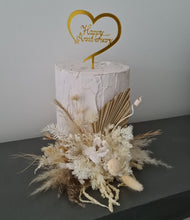 Load image into Gallery viewer, Boho Preserved &amp; dry flowers cake topper – birthday, baby shower, graduation, wedding
