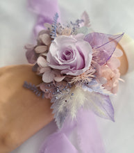 Load image into Gallery viewer, Pastel violet purple preserved rose corsage AB2027 - School formal, prom, graduation
