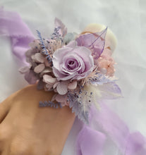 Load image into Gallery viewer, Pastel violet purple preserved rose corsage AB2027 - School formal, prom, graduation
