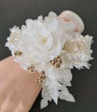 Load image into Gallery viewer, Preserved rose snap lock corsage in champagne gold &amp; white AB2051 - School formal, prom, graduation
