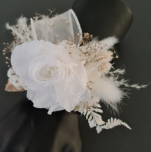 Load image into Gallery viewer, Preserved rose snap lock corsage in champagne gold &amp; white AB2061 - School formal, prom, graduation
