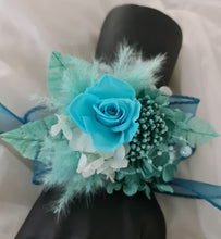 Load image into Gallery viewer, Emerald mint preserved rose corsage AB2079 - School formal, prom, graduation
