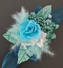 Load image into Gallery viewer, Emerald mint preserved rose corsage AB2079 - School formal, prom, graduation
