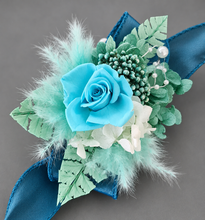 Load image into Gallery viewer, Emerald mint preserved rose corsage AB2079 - School formal, prom, graduation
