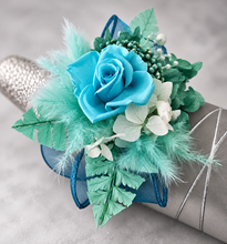 Load image into Gallery viewer, Emerald mint preserved rose corsage AB2079 - School formal, prom, graduation

