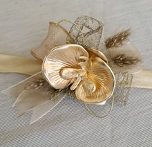 Load image into Gallery viewer, Bright orchid and champagne gold everlasting flowers corsage &amp; buttonhole AB2105 - School formal, prom, graduation
