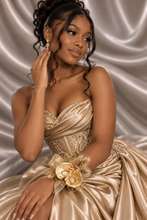 Load image into Gallery viewer, Bright orchid and champagne gold everlasting flowers corsage &amp; buttonhole AB2105 - School formal, prom, graduation
