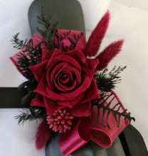 Load image into Gallery viewer, Corsage &amp; Buttonhole - Similar to AB1143 - STYLE 1
