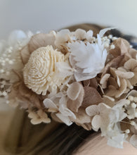 Load image into Gallery viewer, Boho nude preserved flowers crown AB2121 – wedding, maternity photoshoot, hen’s party, event
