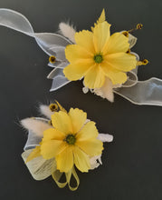 Load image into Gallery viewer, Yellow everlasting flowers corsage &amp; buttonhole AB2126 - School formal, prom, graduation
