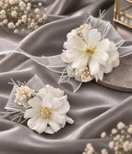 Load image into Gallery viewer, White everlasting flowers corsage &amp; buttonhole AB2144 - School formal, prom, graduation

