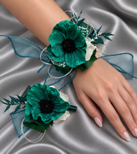 Load image into Gallery viewer, Emerald everlasting flowers corsage &amp; buttonhole AB2151 - School formal, prom, graduation

