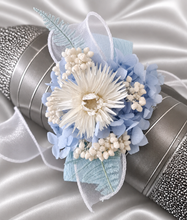 Load image into Gallery viewer, Blue &amp; white preserved flowers corsage &amp; buttonhole AB2157 - School formal, prom, graduation
