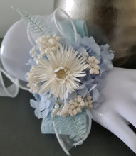Load image into Gallery viewer, Blue &amp; white preserved flowers corsage &amp; buttonhole AB2157 - School formal, prom, graduation
