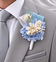 Load image into Gallery viewer, Blue &amp; white preserved flowers corsage &amp; buttonhole AB2157 - School formal, prom, graduation
