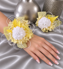 Load image into Gallery viewer, Yellow &amp; white everlasting flowers corsage &amp; buttonhole AB2158 - School formal, prom, graduation
