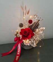 Load image into Gallery viewer, Preserved gift flowers red, blush &amp; gold w lights –  AB2183
