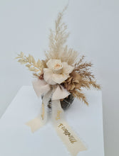 Load image into Gallery viewer, Preserved mini reflexed rose boho flowers – AB2184
