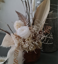 Load image into Gallery viewer, Mini white preserved peony in wooden pot –  AB2188

