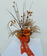 Load image into Gallery viewer, Unique rustic preserved flowers arrangement –  AB2189
