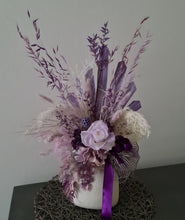 Load image into Gallery viewer, Dusty purple violet preserved flowers – AB2192
