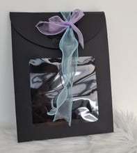 Load image into Gallery viewer, Black transparent window bag / box for Medium size glass dome AB2204

