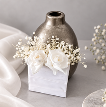 Load image into Gallery viewer, White &amp; Off-White preserved roses pocket flowers AB2208 – Wedding, Prom, Graduation
