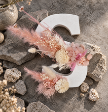 Load image into Gallery viewer, Preserved Everlasting flowers letter S - 15cm -  White &amp; pink
