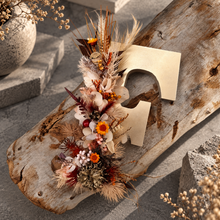 Load image into Gallery viewer, Preserved Everlasting flowers letter F - 15cm -  Rustic Gold
