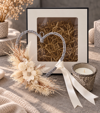 Load image into Gallery viewer, Boho love hearth &amp; Candle gift set - NO1
