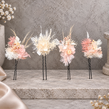 Load image into Gallery viewer, Preserved flowers bobby pins regular in blush x 4
